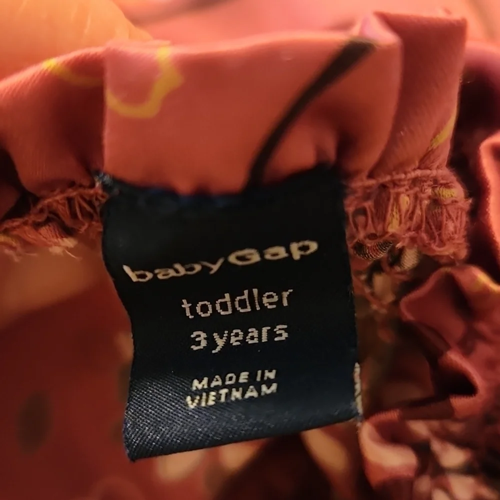 Baby Gap Mauve Floral Shirred Neck Top Size 3T
